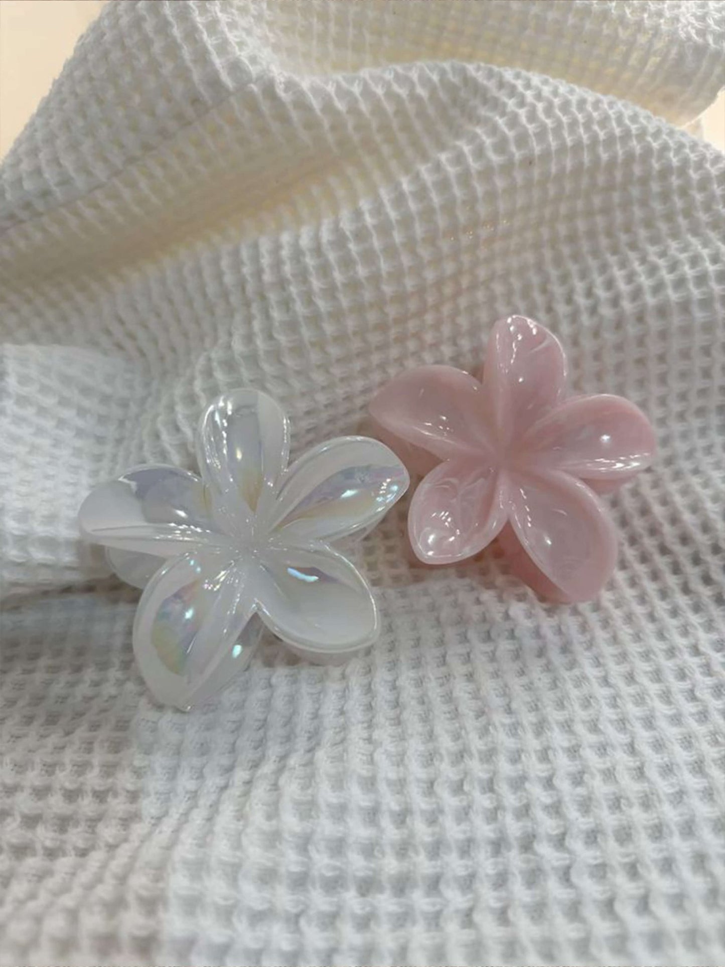 Seame - Floral Hair Claw White Regular